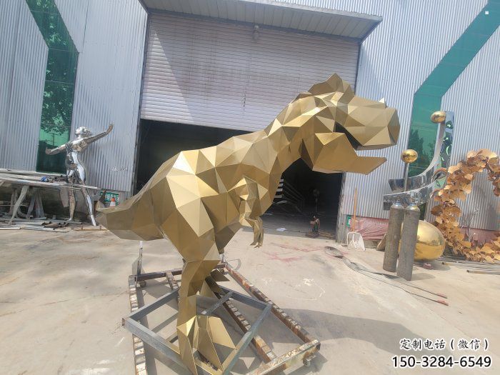 廣場恐龍雕塑供求，露天雕塑，企業(yè)幾何恐龍雕塑標準