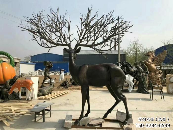 城市麋鹿雕塑