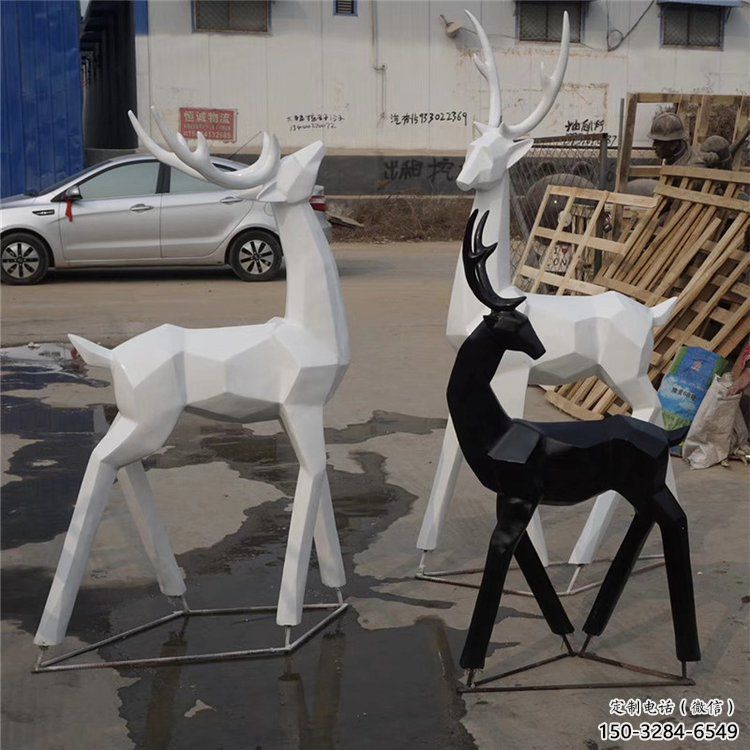 小鹿雕塑精選，景區(qū)雕塑，景觀抽象小鹿雕塑提供