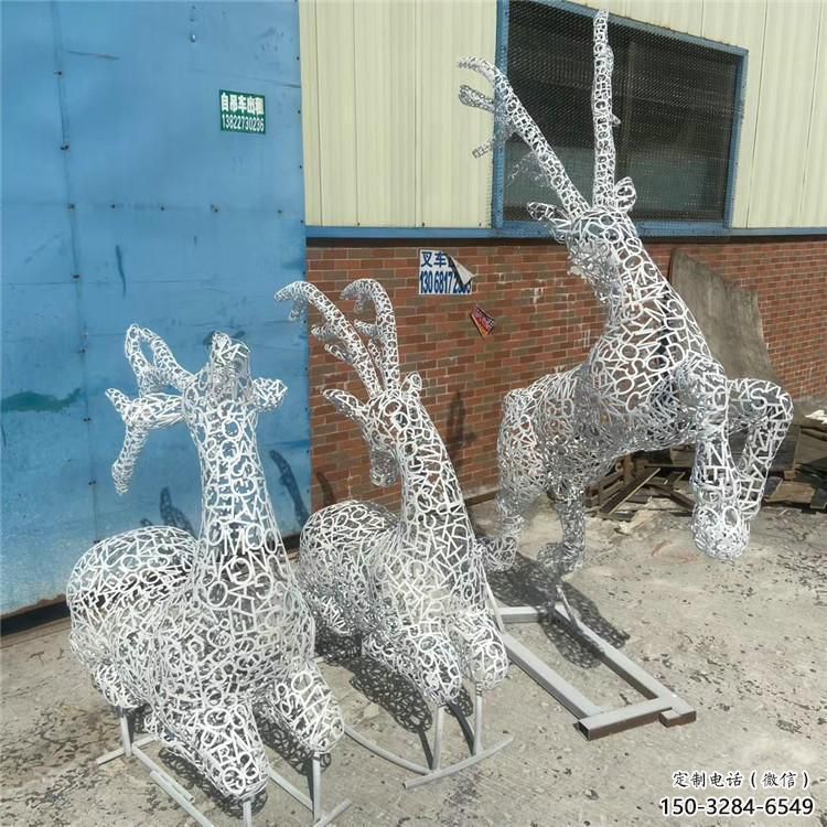 梅花鹿雕塑精品，白鋼構件，鏤空梅花鹿雕塑廠家