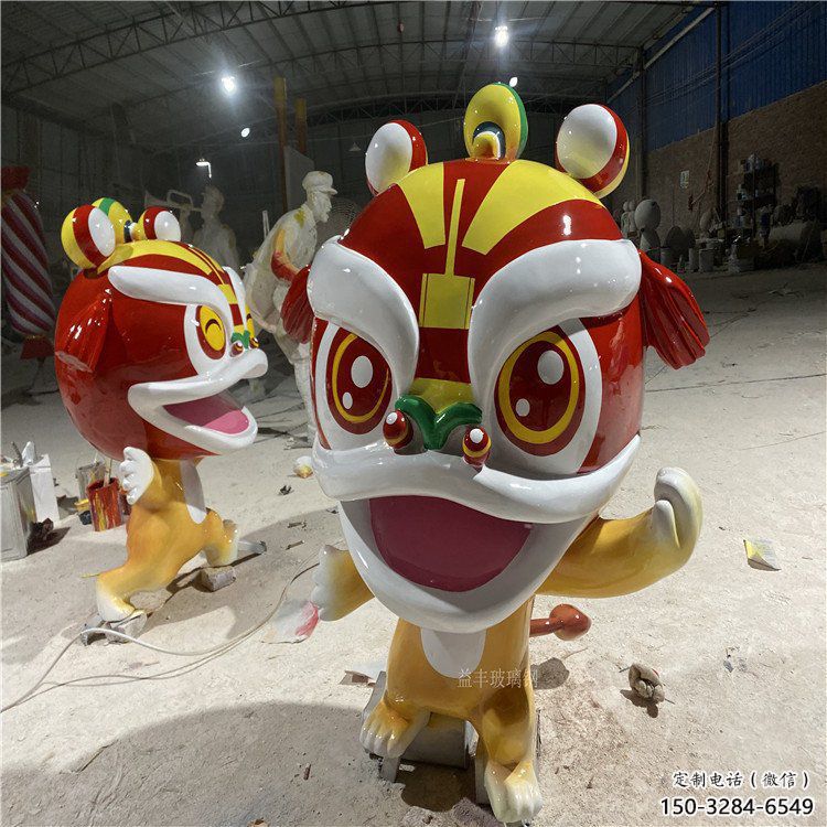 玻璃鋼卡通獅子雕塑制作，動(dòng)漫藝術(shù)效果