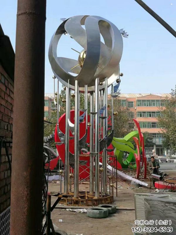 地球儀雕塑定制，小區(qū)雕塑，不銹鋼手托地球儀雕塑廠家