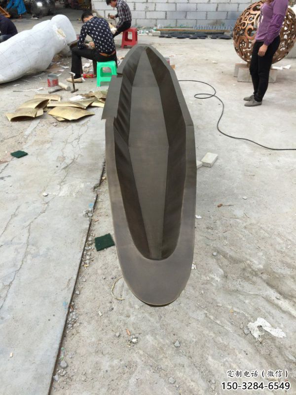 小船雕塑批發(fā)，美陳雕塑，小船銅雕塑生產(chǎn)商