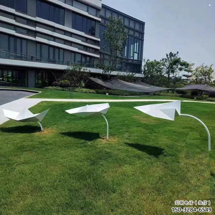 紙船雕塑訂做，彩鋼制作，民俗折紙船雕塑優選