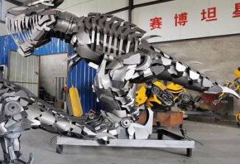 卡通機(jī)器人雕塑