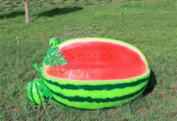 西瓜坐凳雕塑，仿真景觀雕塑，抽象效果