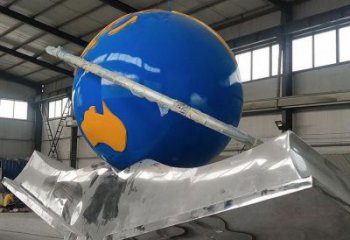 地球儀雕塑選用，小區擺件，大型書籍地球儀雕塑廠家