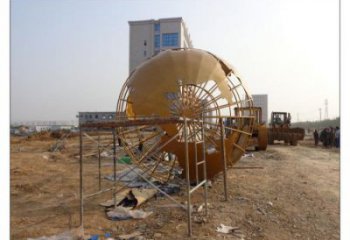 地球儀雕塑供求，白鋼構(gòu)件，烤漆地球儀雕塑制造廠家