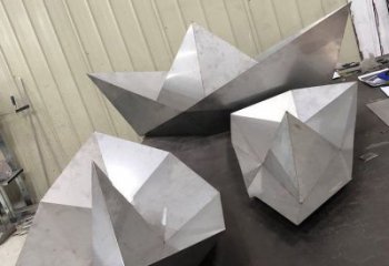 紙船雕塑承接，鋼管組合，室外折紙船雕塑特供