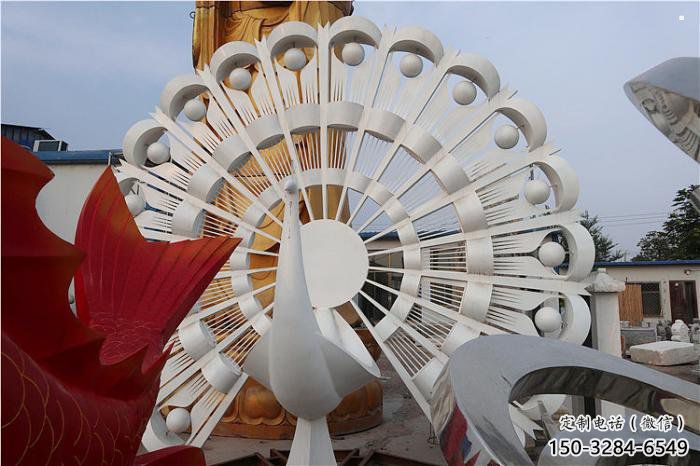 孔雀開屏雕塑定做，標(biāo)識(shí)雕塑，仿真孔雀開屏雕塑選定?