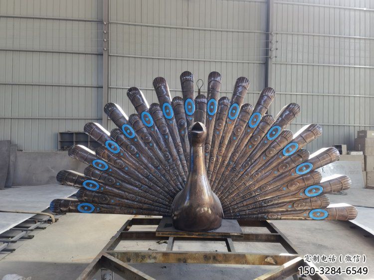 孔雀開(kāi)屏雕塑供給，街道標(biāo)識(shí)，孔雀開(kāi)屏雕塑生產(chǎn)商