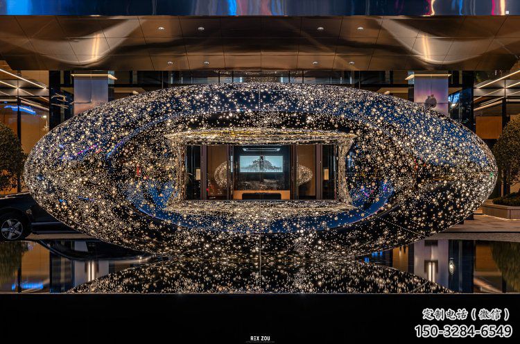 方孔球雕塑制作，室外軟裝，不銹鋼方孔球雕塑承接