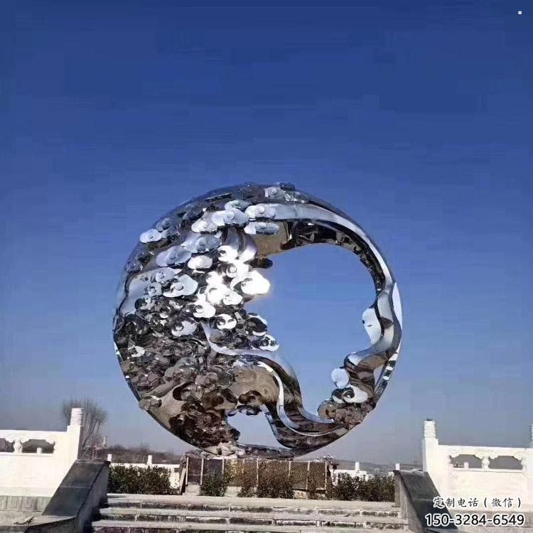 鏤空球雕塑優(yōu)價(jià)，小區(qū)擺件，異形鏤空球雕塑廠家精選