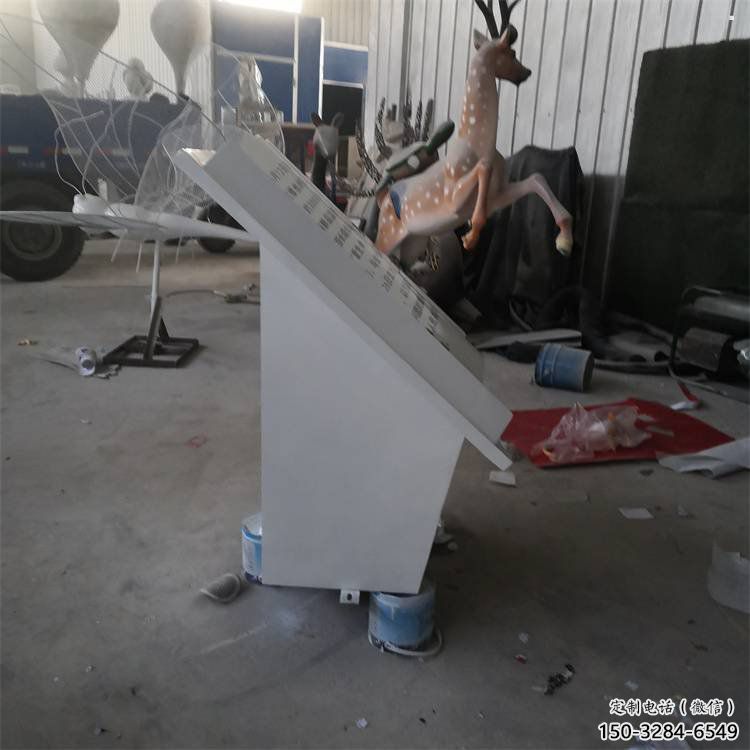 書籍雕塑承接，城市裝飾，大型玻璃鋼書籍雕塑公司