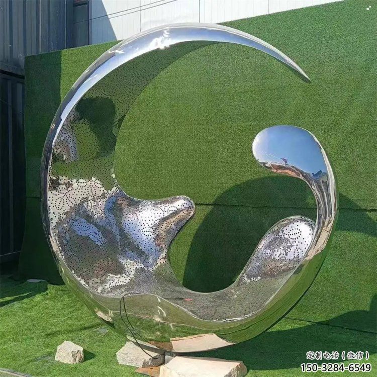 水滴環(huán)雕塑，創(chuàng)意設(shè)計(jì)類型，不銹鋼圓環(huán)水滴雕塑廠家