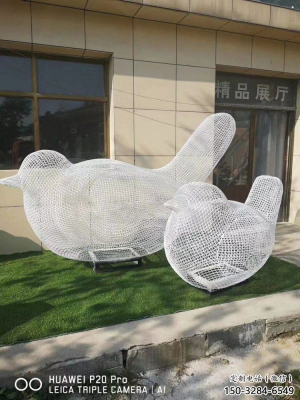 鏤空鳥雕塑觀賞型，街景小品，鐵藝小鳥雕塑廠家常用