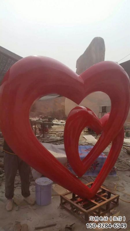 不銹鋼桃心雕塑