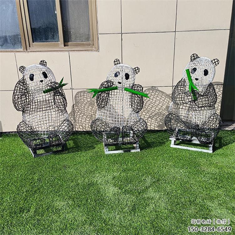 室外熊貓雕塑展品，公園小品，鏤空熊貓雕塑廠家供需