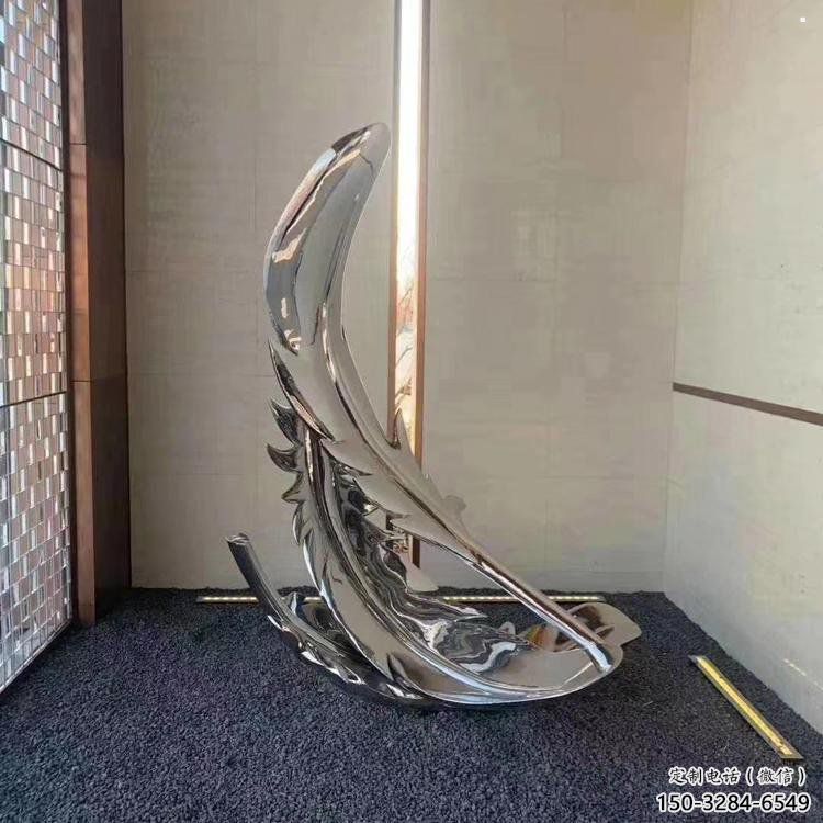 抽象羽毛雕塑