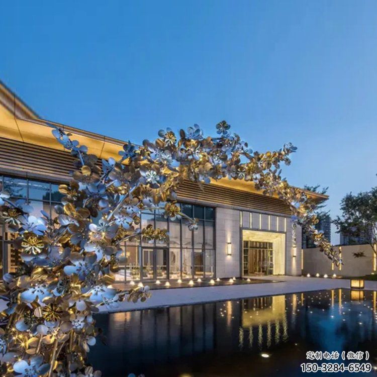 鏡面花環(huán)雕塑