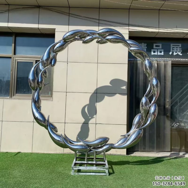 金魚雕塑訂做特供，室外軟裝，標志圓環金魚雕塑供應