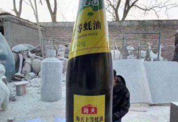 展示酒瓶雕塑定制，小區雕塑，玻璃鋼酒瓶雕塑提供