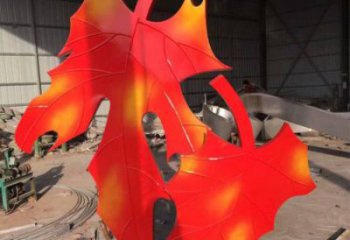 景觀楓葉雕塑供需，廣場(chǎng)雕塑，園林烤漆楓葉雕塑定制