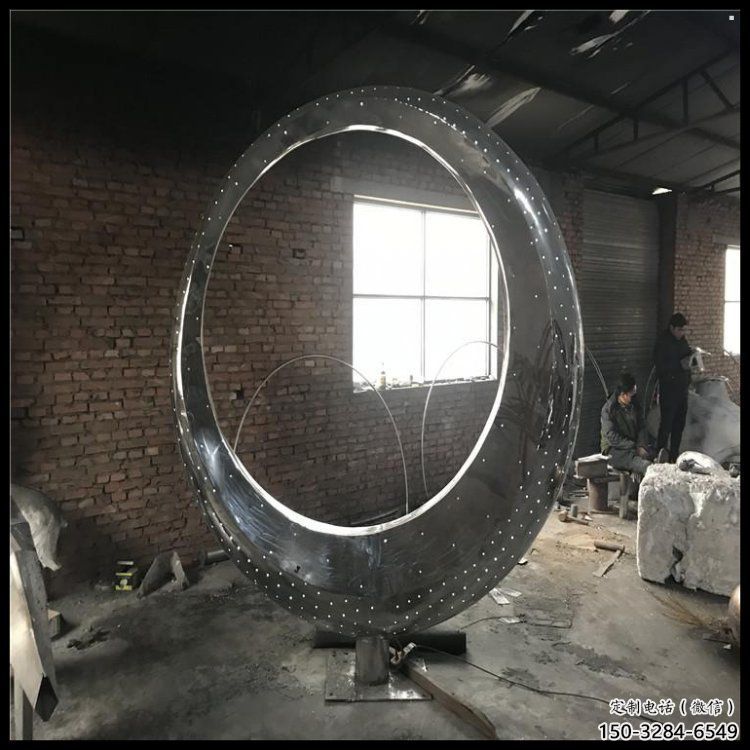 制造月亮船雕塑專供，地標(biāo)擺件，不銹鋼月亮船雕塑訂做