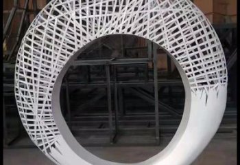 月牙雕塑預(yù)定，城區(qū)小品，民俗鏤空月牙雕塑制造商