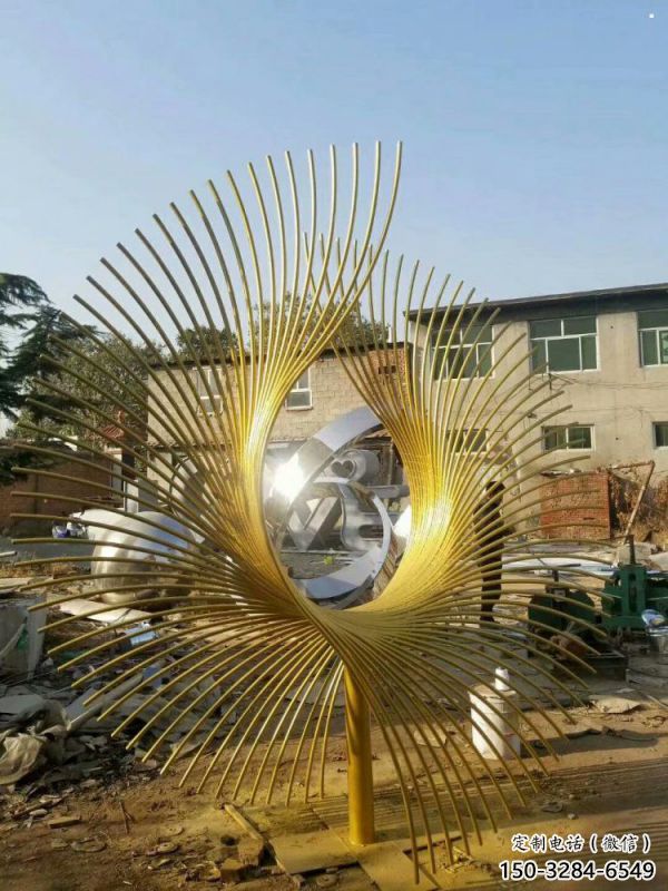 農(nóng)村鳳尾雕塑