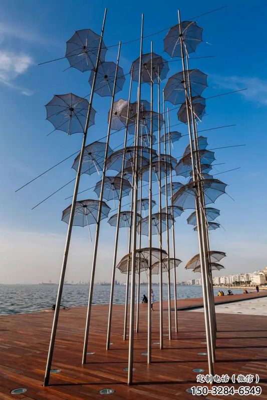 倉山步行街雨傘雕塑