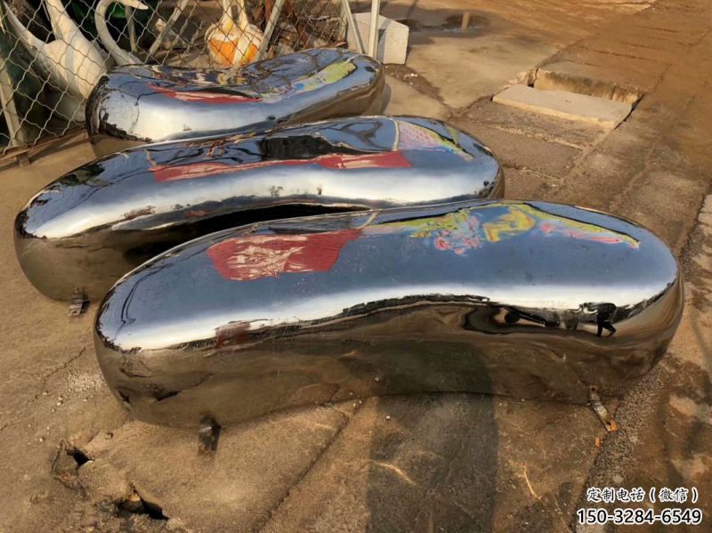 白銀坐凳雕塑，小區園林雕塑，不銹鋼鏡面效果