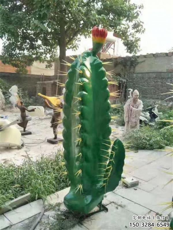 深圳彩繪仙人棒雕塑承接，城市裝飾，仿真仙人棒雕塑公司