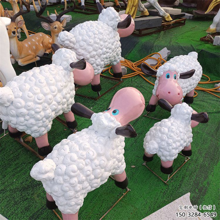 百色小區(qū)小羊雕塑，彩繪動物雕塑，抽象效果