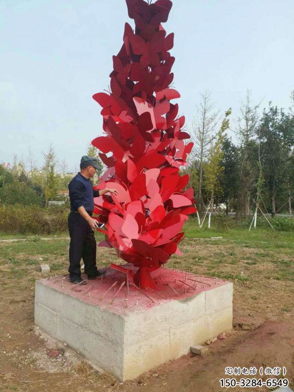 南寧公園花環雕塑