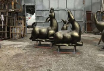 張掖小鹿雕塑選用，鍛造工藝，藝術(shù)抽象銅鹿雕塑標(biāo)準(zhǔn)