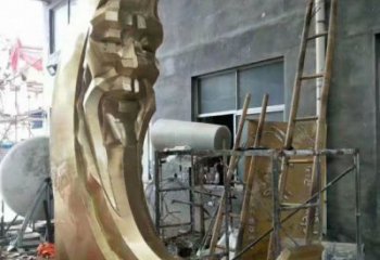 小河公園月老雕塑