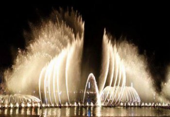 承德水景程控噴泉雕塑，高噴循環(huán)噴水方式設(shè)計(jì)制作