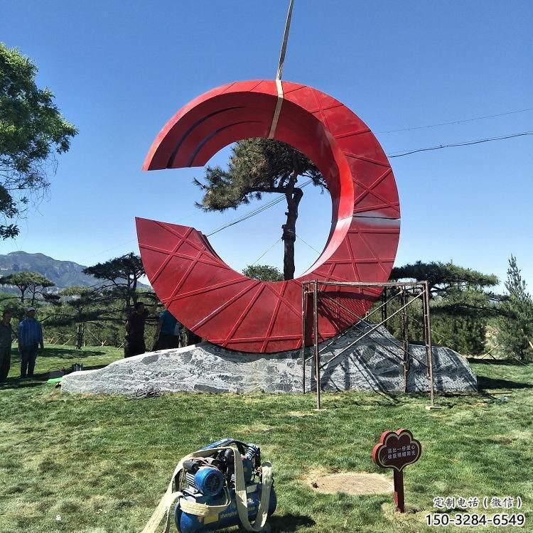 淮安草地精神堡壘雕塑