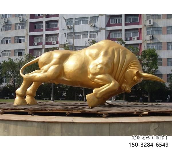 西湖風景區開荒牛雕塑