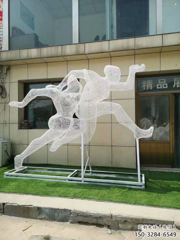 海東鏤空體育雕塑供求，白鋼構(gòu)件，鐵藝人物雕塑觀賞型