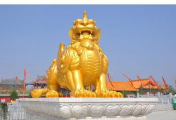 東湖廣場(chǎng)貔貅雕塑，動(dòng)物彩繪雕塑，抽象效果