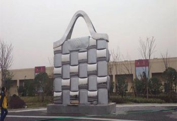 興安盟景觀背包雕塑優(yōu)選，陸地擺件，園林不銹鋼背包雕塑供應(yīng)
