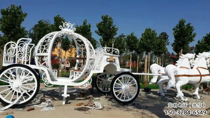 寶雞廣場(chǎng)馬車(chē)雕塑