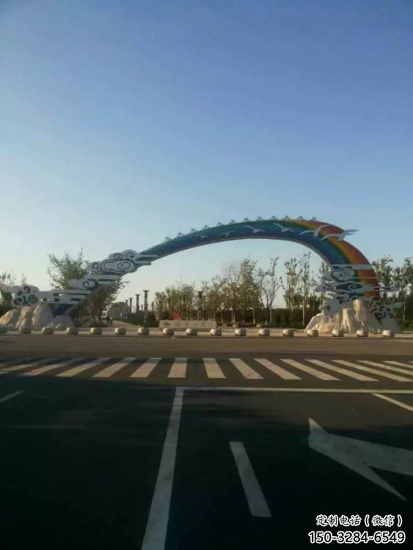 楚雄云朵大門雕塑，公園美陳元素，不銹鋼云朵大門雕塑