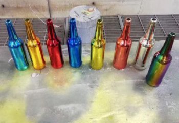 永川公園啤酒瓶雕塑定價，村標(biāo)概念，玻璃鋼啤酒瓶雕塑選用